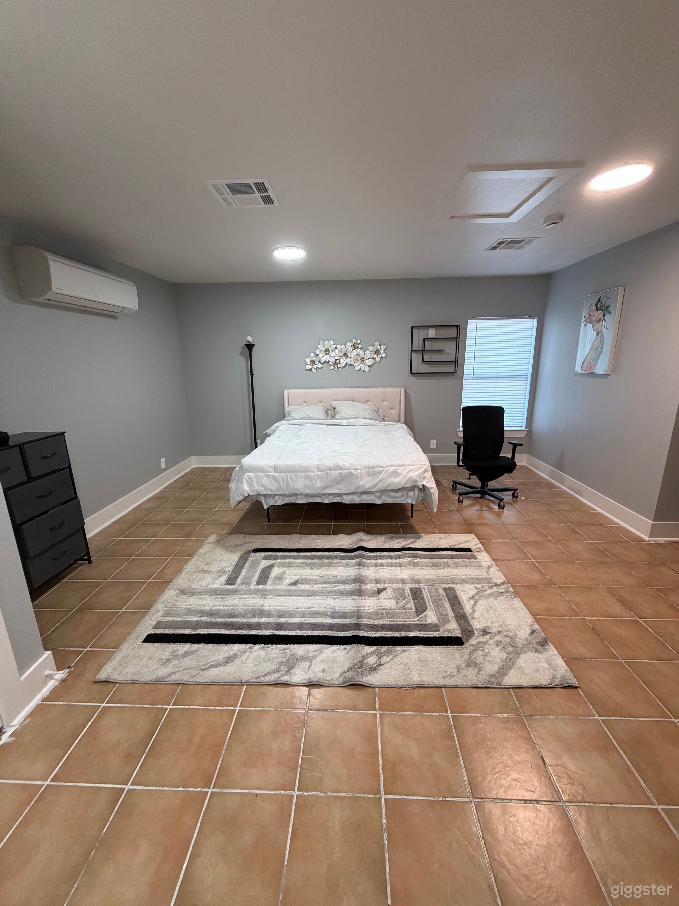 House with big yard for events!!!! Photo 4