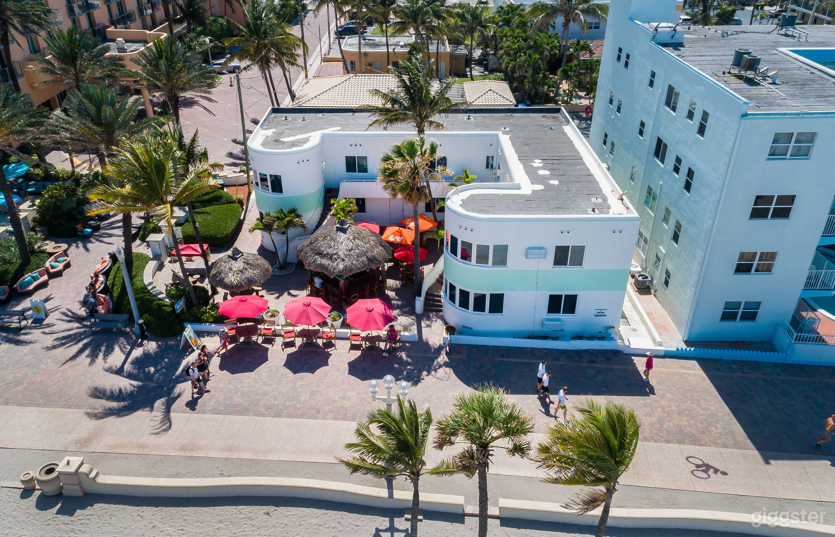 Boutique Oceanfront Historic Hotel/Tiki Bar Photo 4