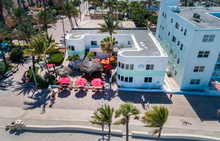  Boutique Oceanfront Historic Hotel/Tiki Bar 