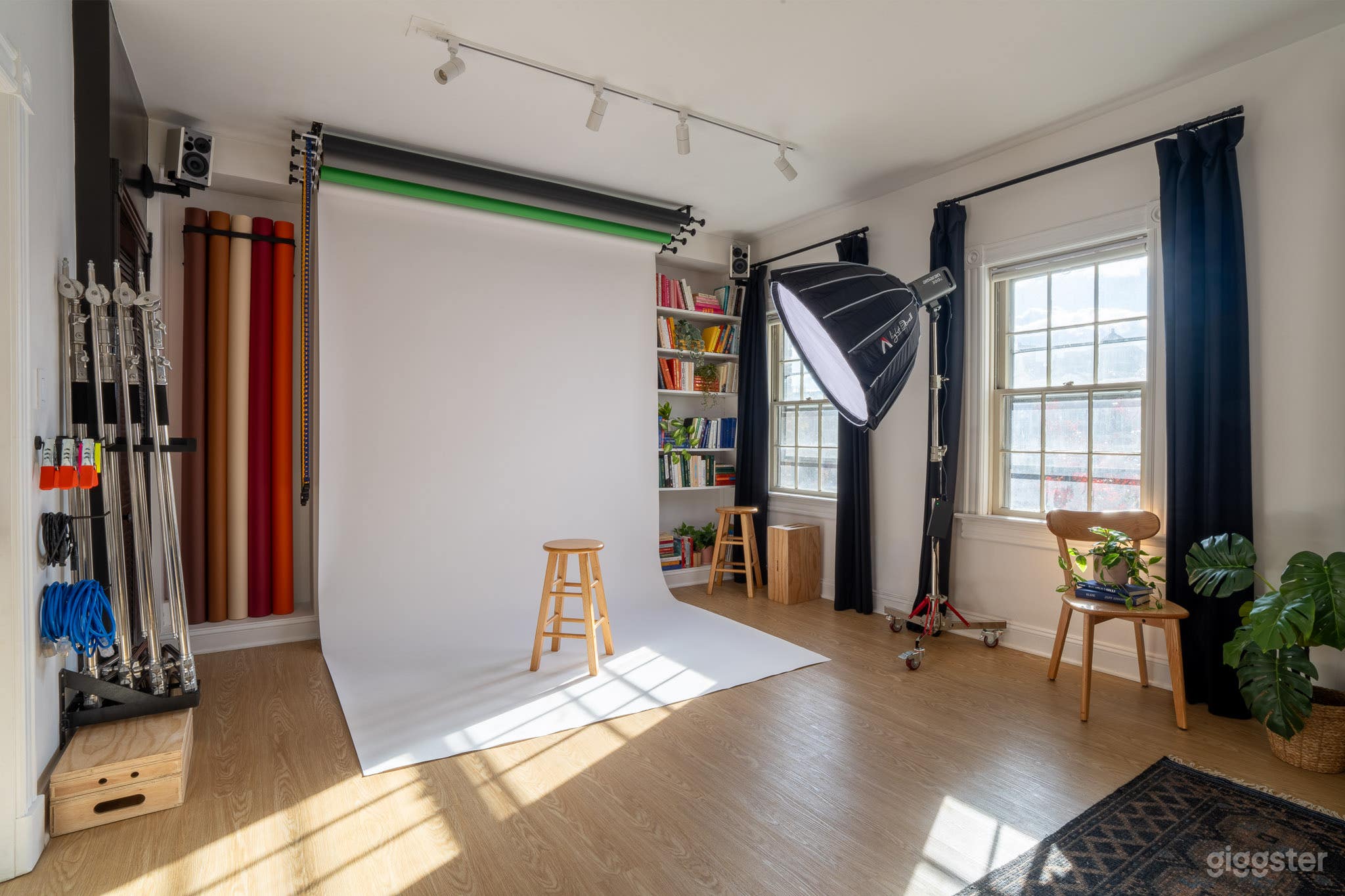 Fully Equipped Multipurpose Natural Light Studio Photo 1
