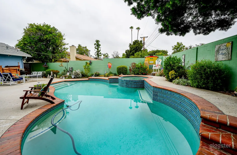  Baby-Blue House (Surfer and Beach Aesthetic) 