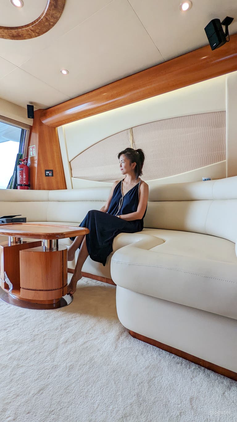  4Hr Classy 50ft Yacht 