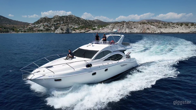  4Hr Classy 50ft Yacht 