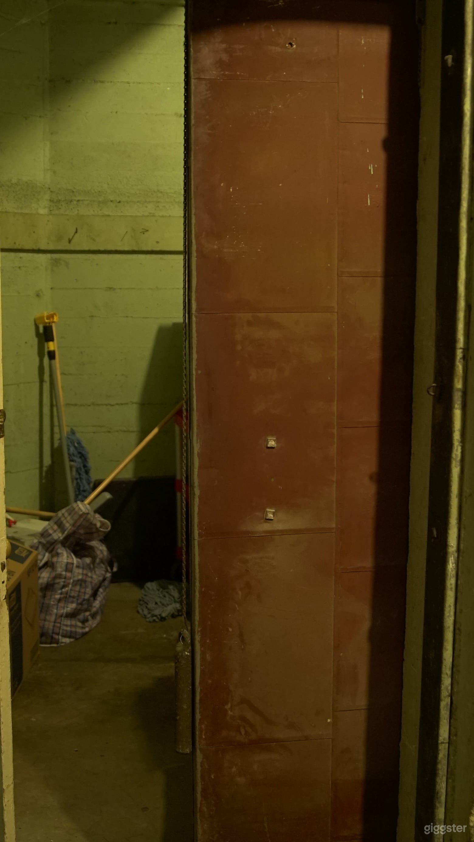 Church Boiler Room - Hollywood Photo 3