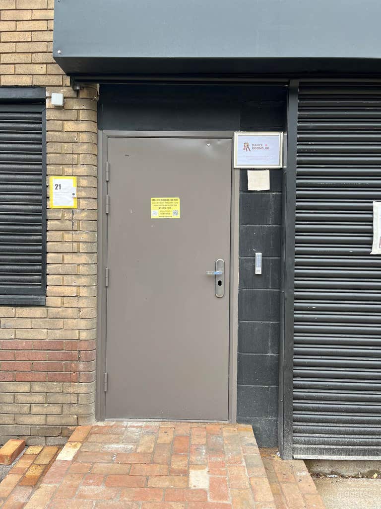  Dancerooms.uk BERMONDSEY 