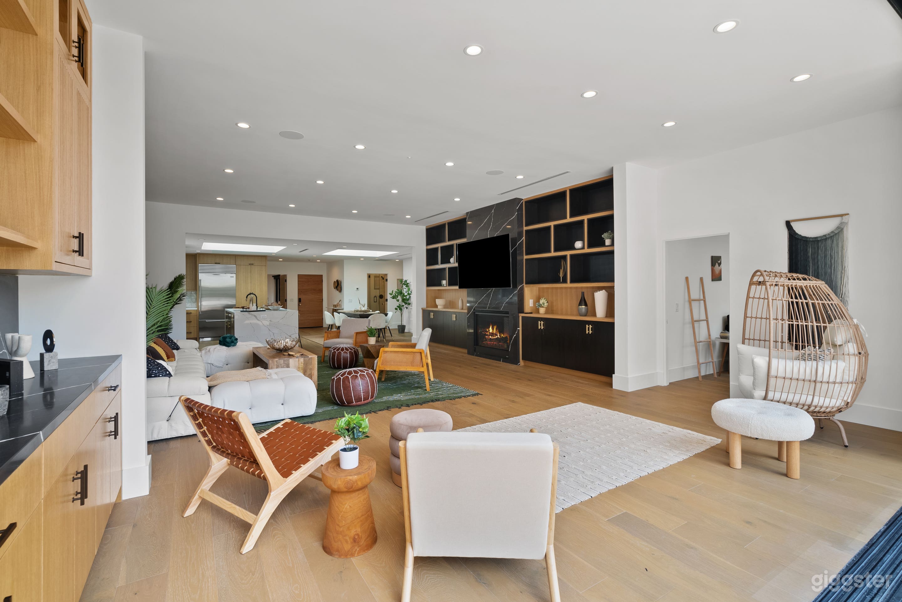 Design awards Venice Beach Home with Pool Photo 4