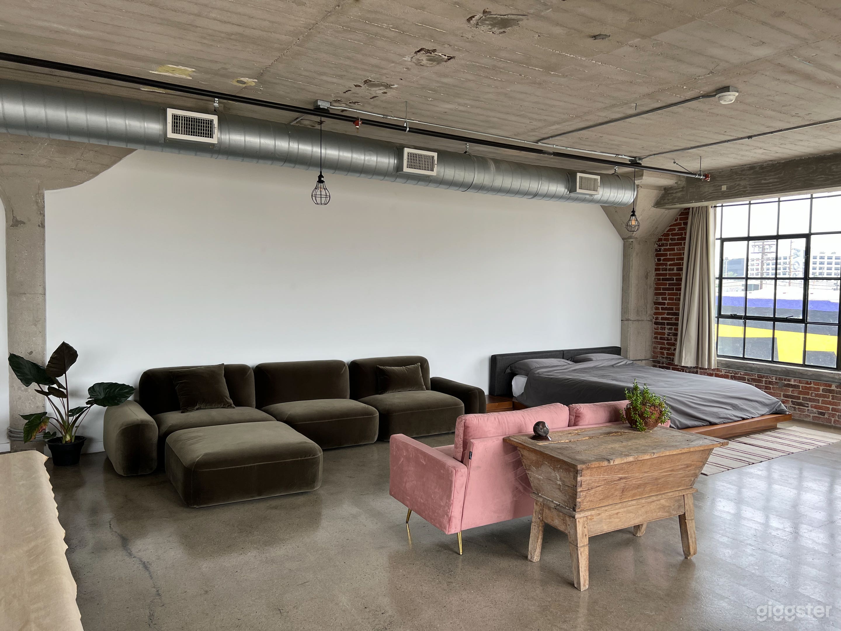 Arts District Loft Photo 1