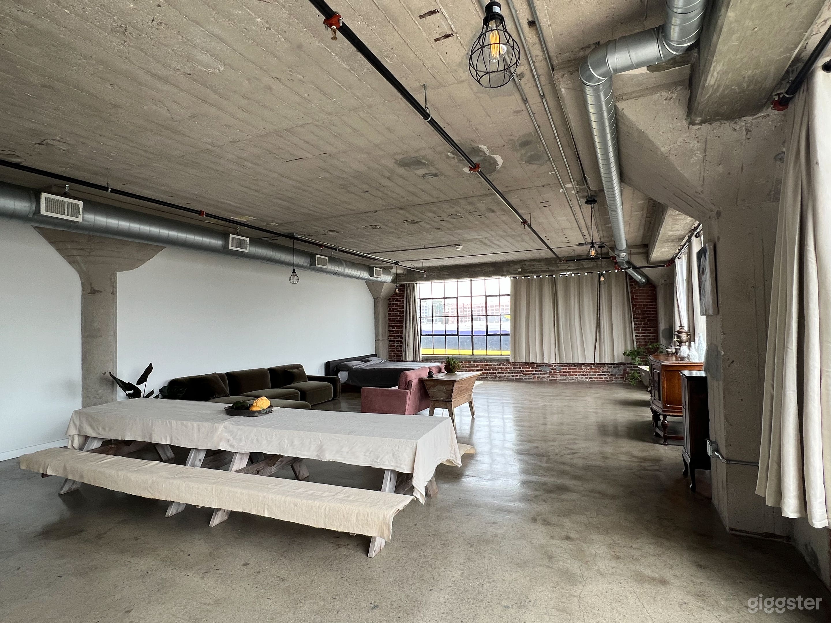 Arts District Loft Photo 2