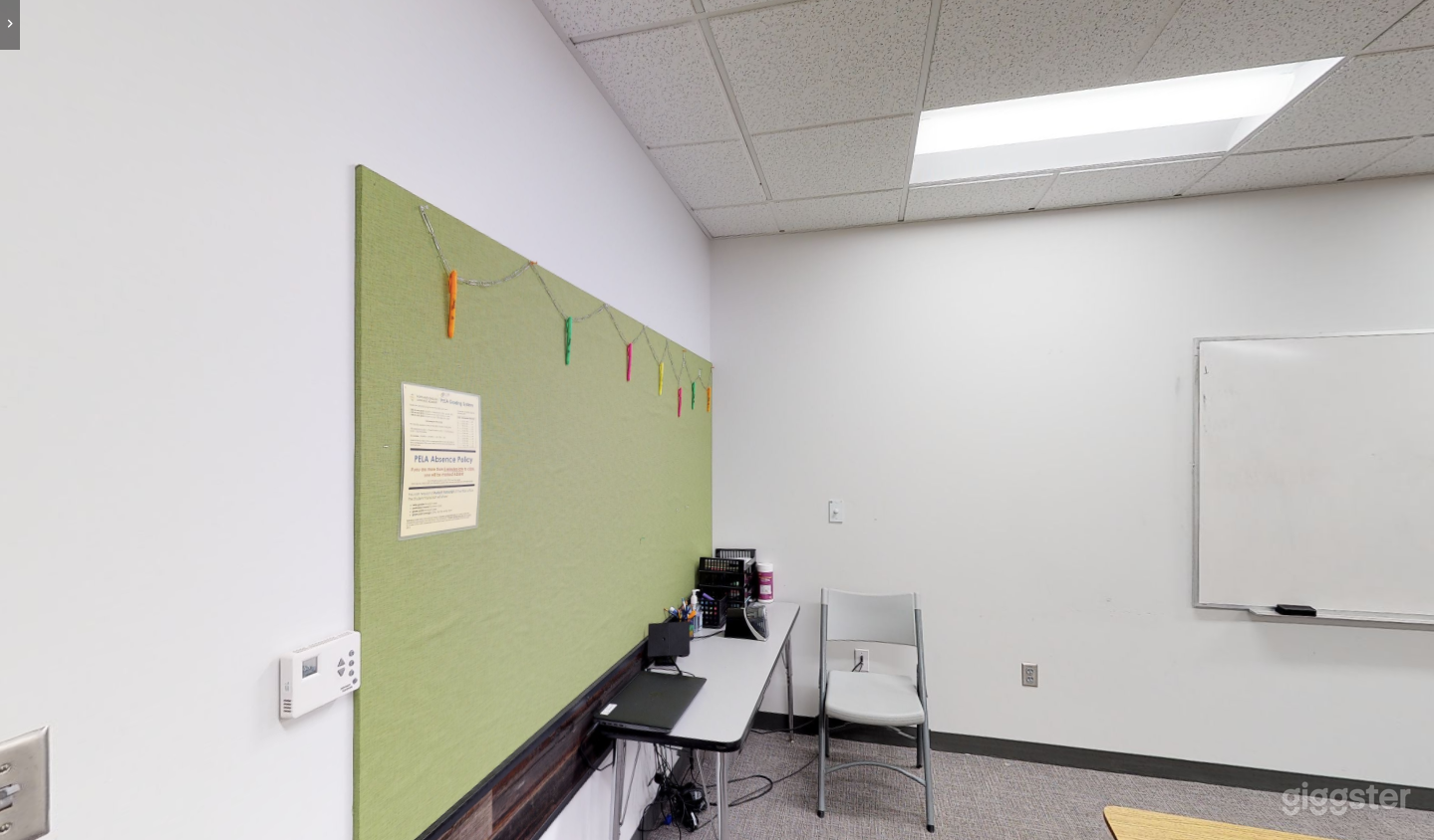 Spacious and Modern Classroom in Portland Photo 3