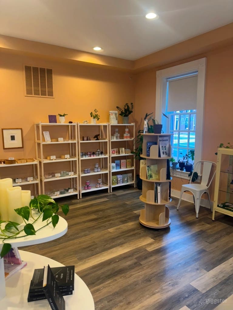  Stylish Wellness & Boutique in Alexandria 