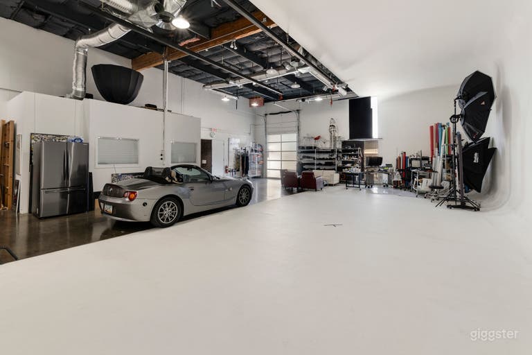  Cyclone | Studio Rental Space: Large cyclorama, crew kitchen space, garage door opening, hair &amp; make-up/wardrobe 