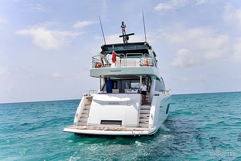  Yate Sunseeker de 76" 