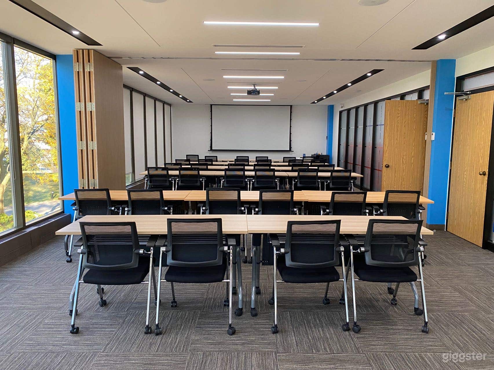 Huge Training Room (Combination of room 1 & 2) Photo 2