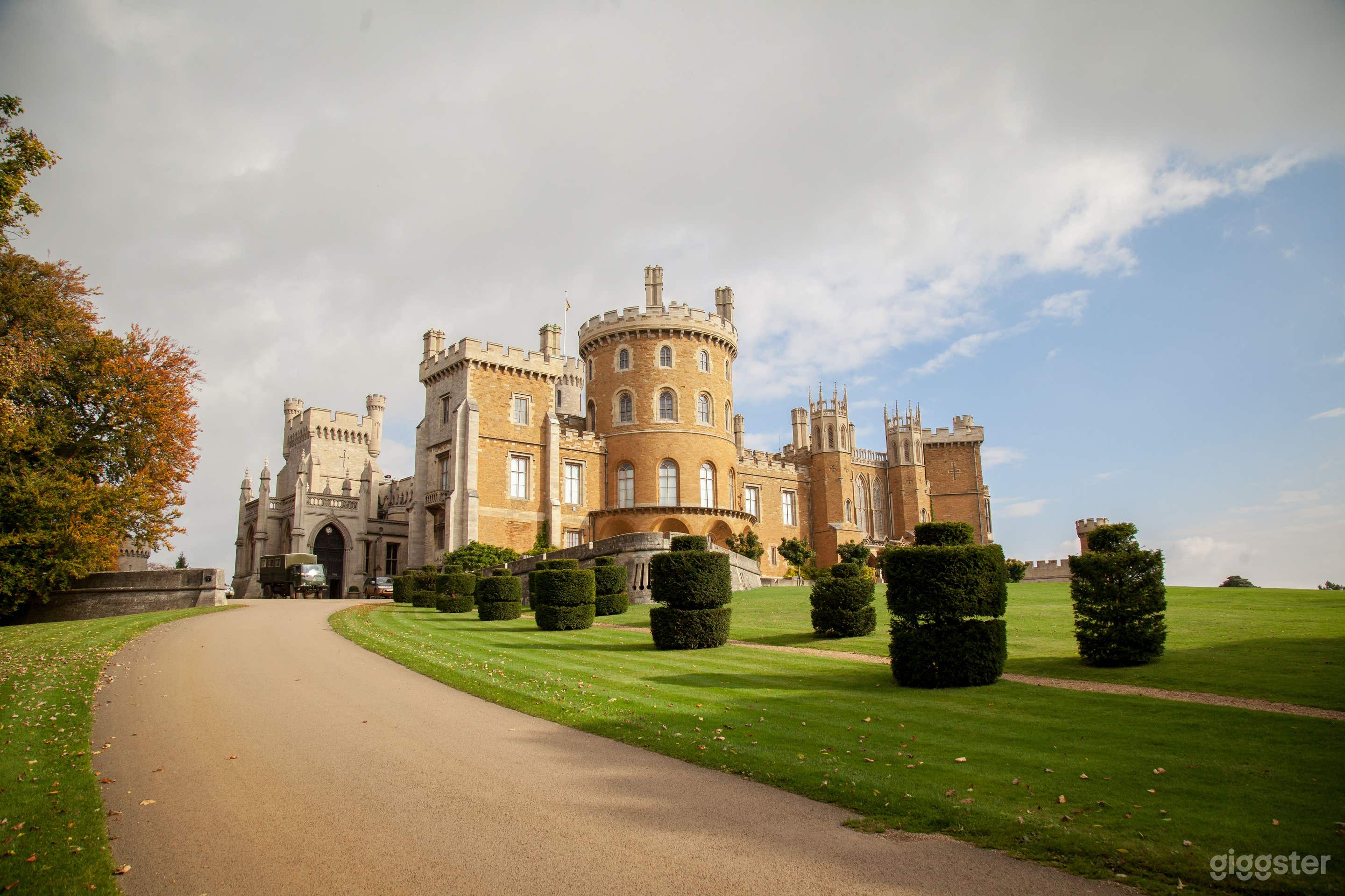 Beautiful Castle in Grantham Photo 1