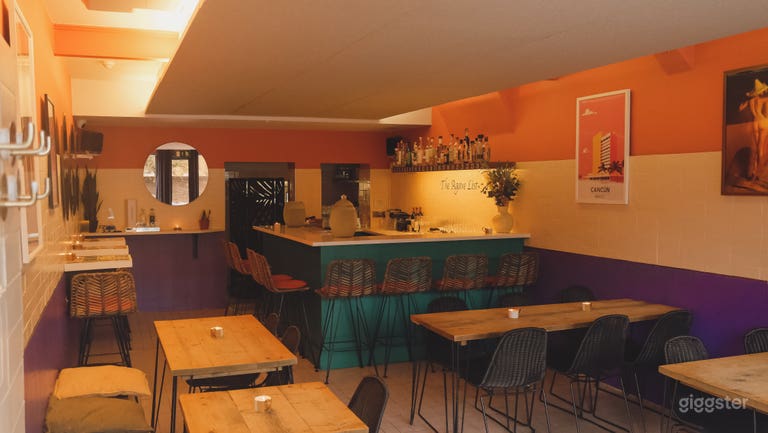  Beautiful Independent Bar Space  
