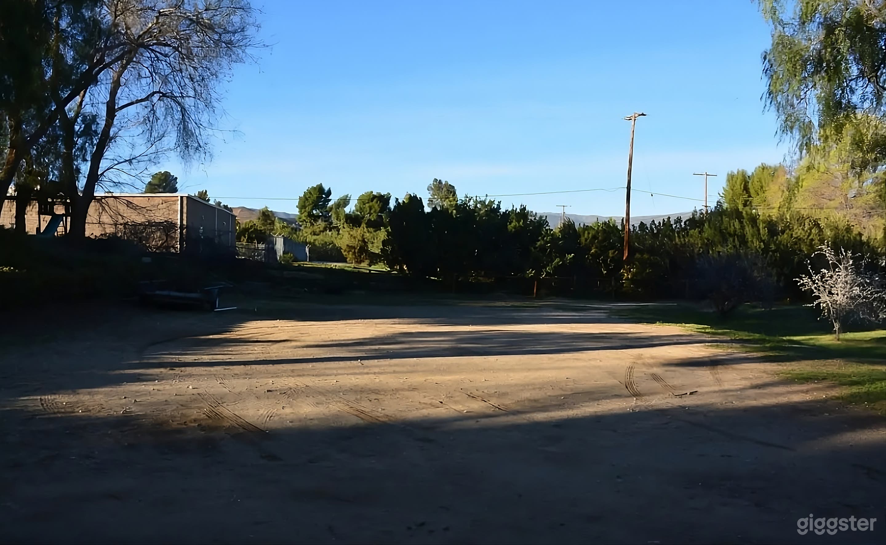 Rural Charm Backyard Photo 3