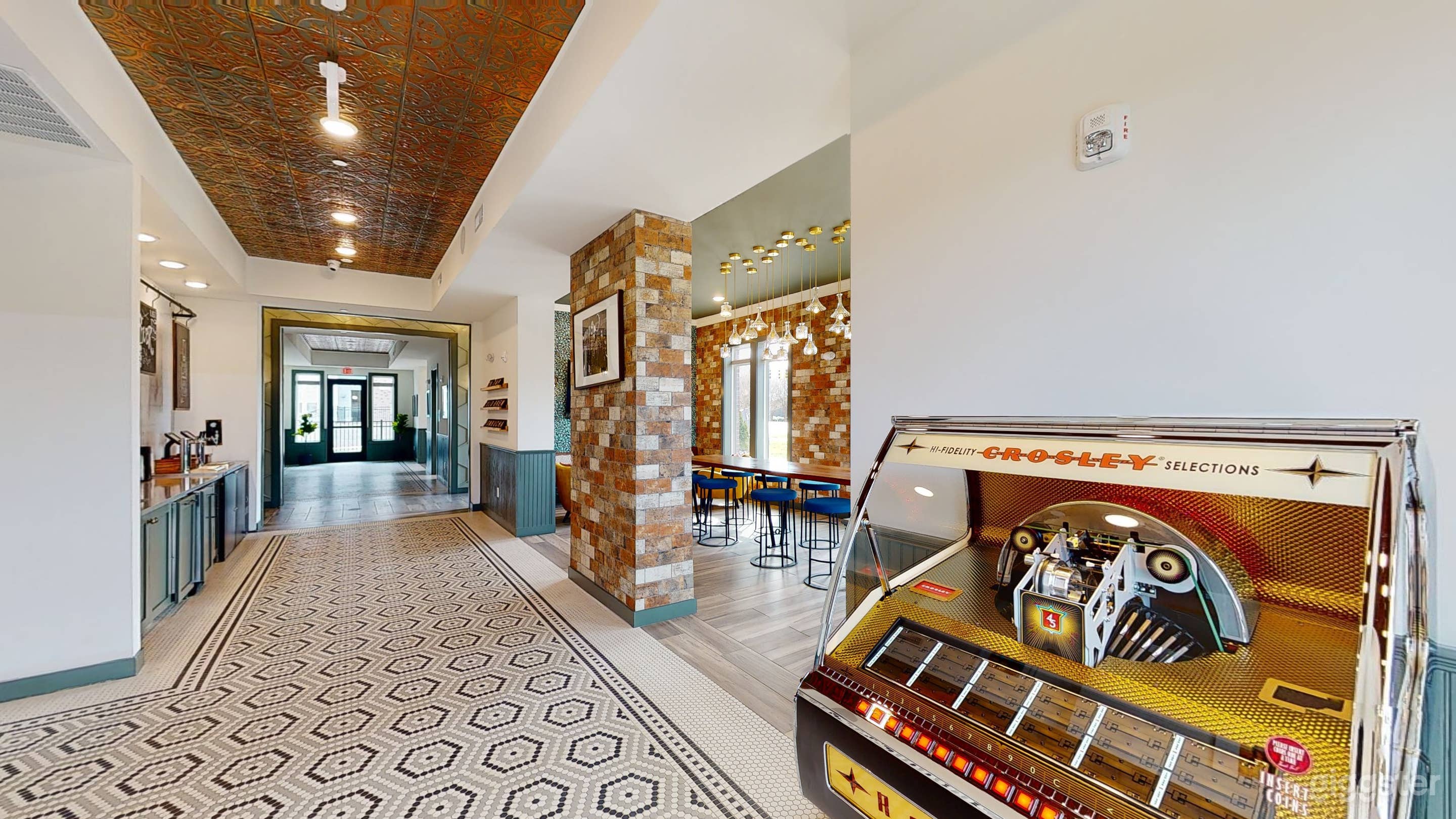 Charming Clubhouse for Events &amp; Productions Photo 1