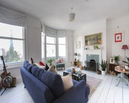  West facing first floor living room 