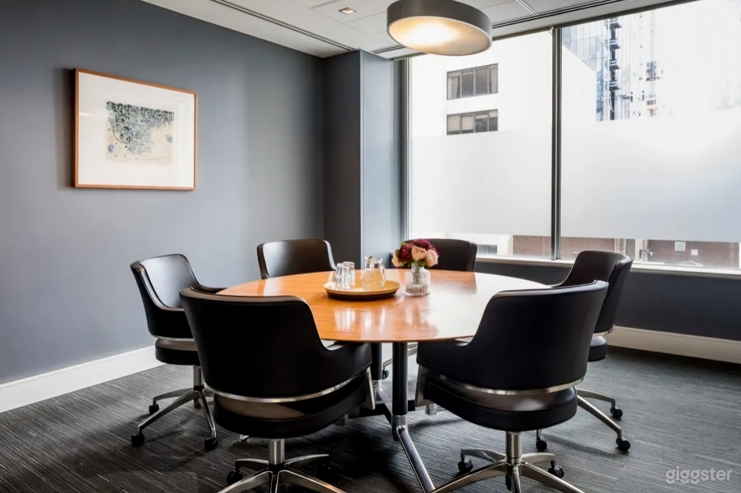 Olympus | Meeting Room for 6 person Photo 1