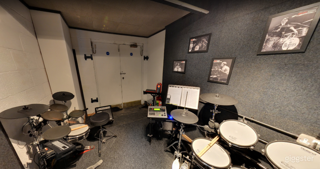 Music Room 9 in Birmingham Photo 1