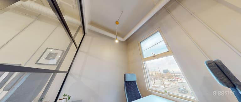  Private And Professional Office Space 