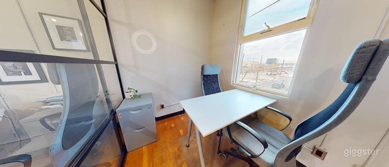  Private And Professional Office Space 