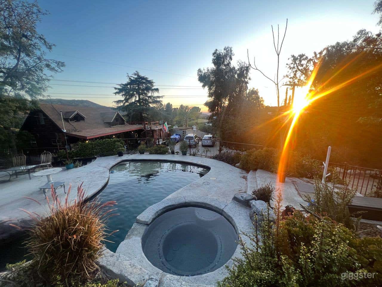 Cabin Retreat with Pool/Hot Tub &amp; Scenic Views Photo 2