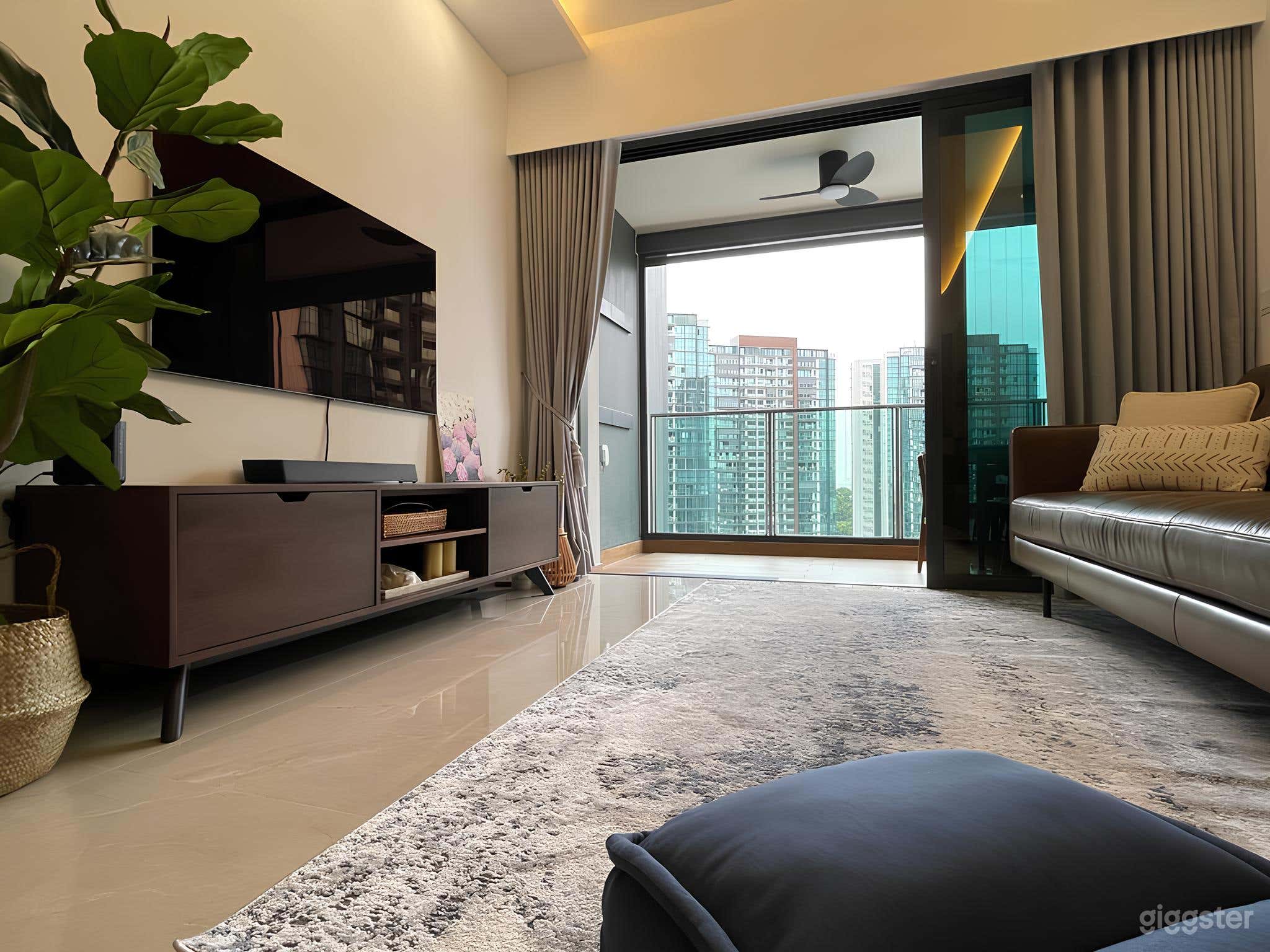 Bright, airy, cosy, modern space Photo 1