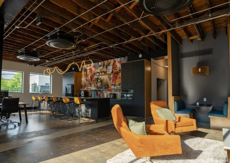  A Creative Hub and Coffee Nook to Ignite Your Idea 