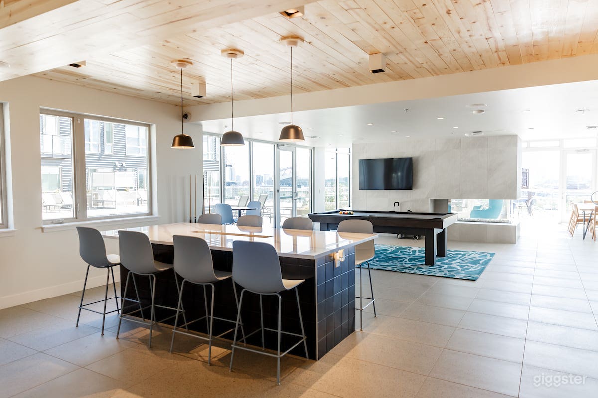 Chic Lounge &amp; Patio w/ Stadium Views in Denver Photo 1