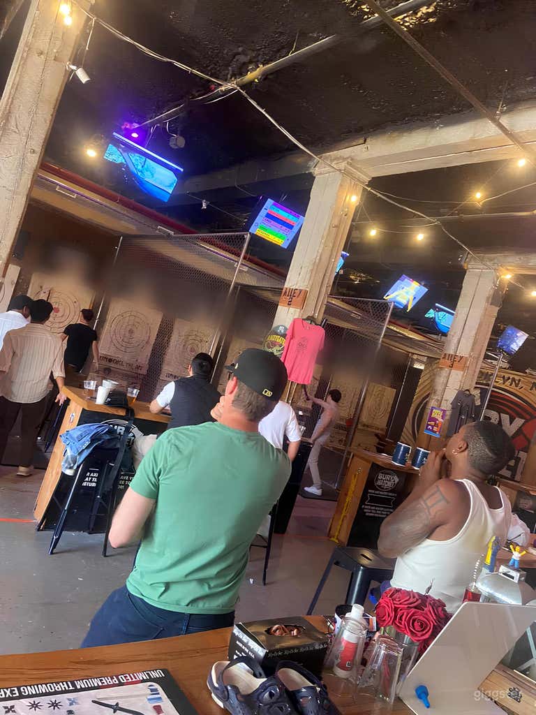 Axe Throwing Venue in Brooklyn, NY 