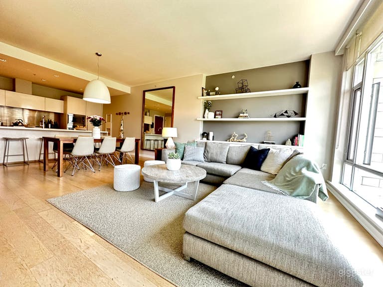  Living room 