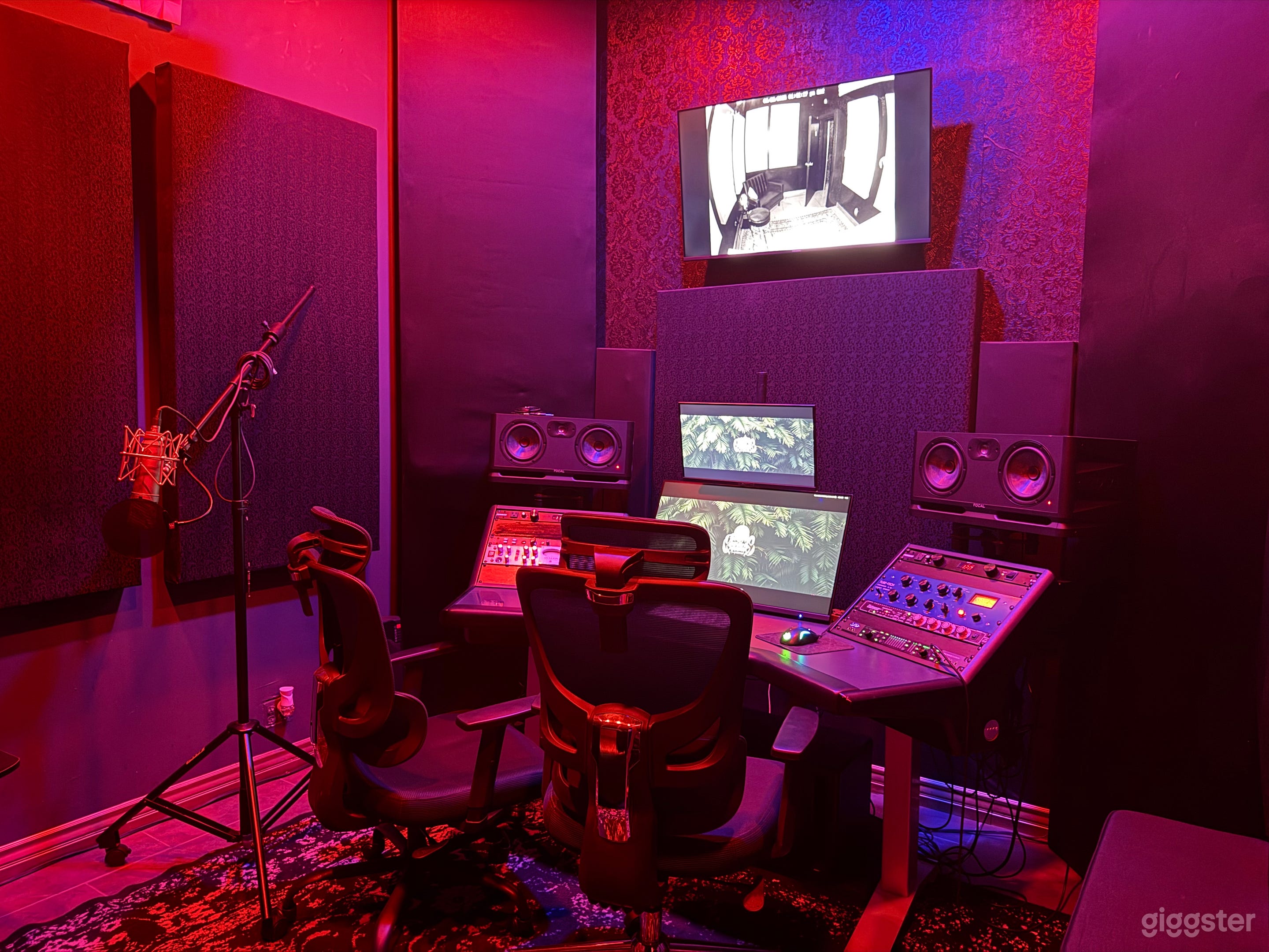 High-end Recording Studio - Studio A Photo 1