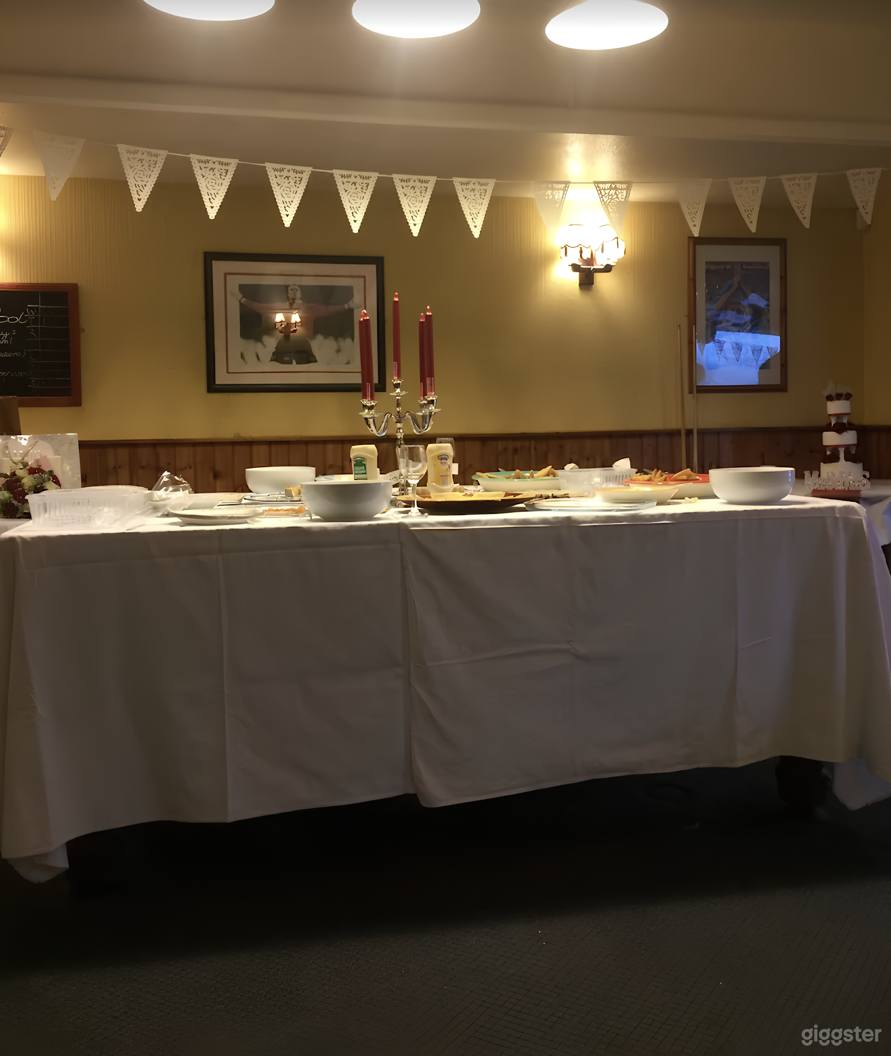 Function Suite for Weddings and Engaggements Photo 4