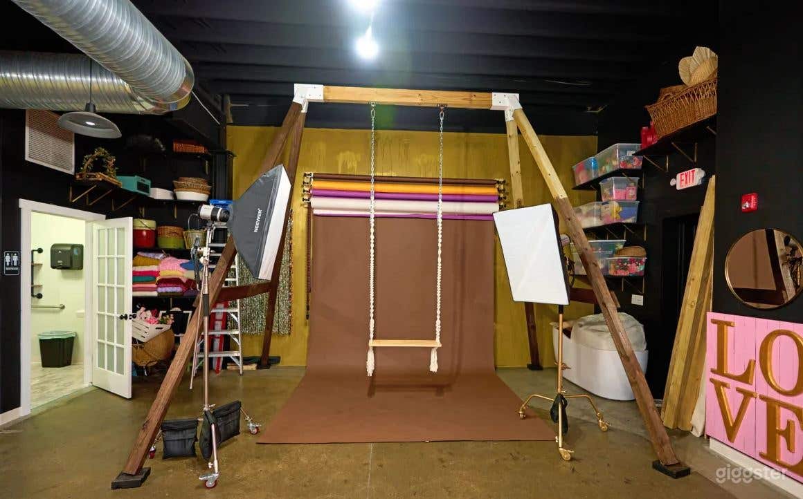Smaller Photography/Filming Studio Photo 2