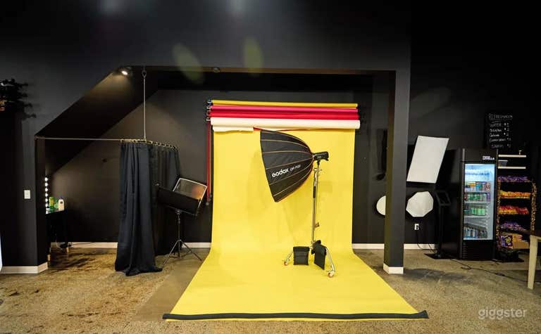  Smaller Photography/Filming Studio 