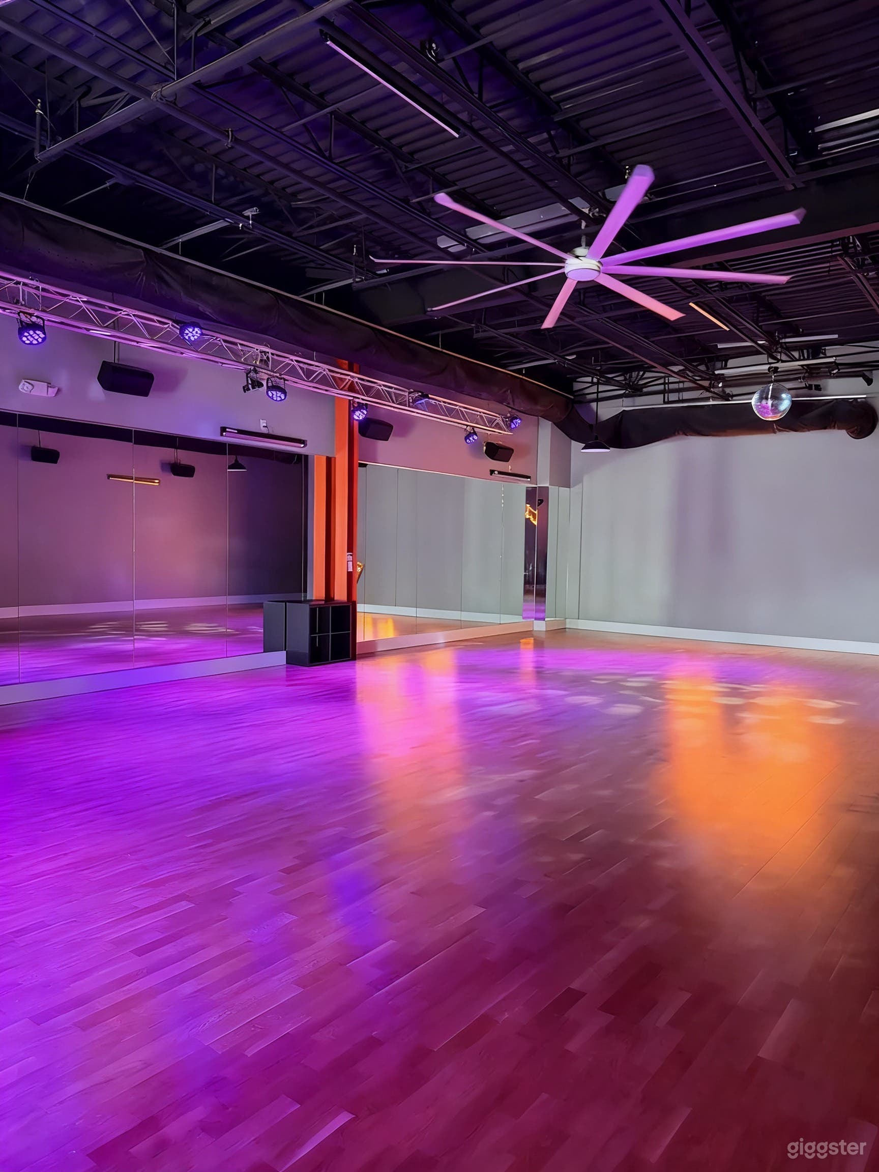 Modern Dance Fitness Studio with Pro Sound + Party Lighting Photo 3