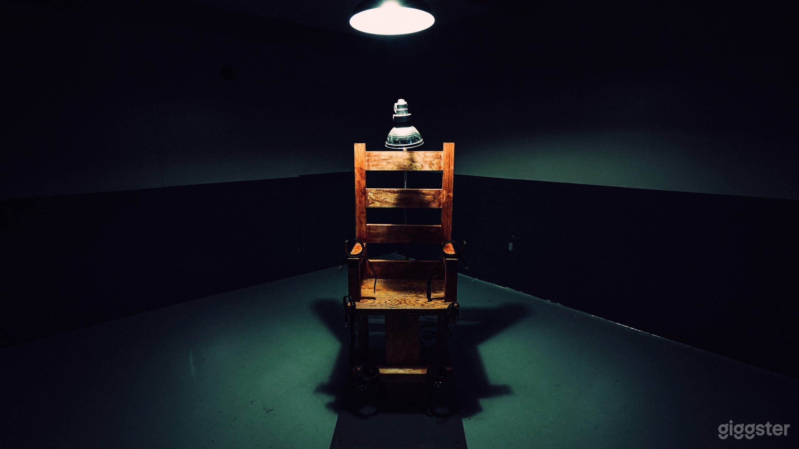 Studio Space with Electric Chair Film Set Photo 1