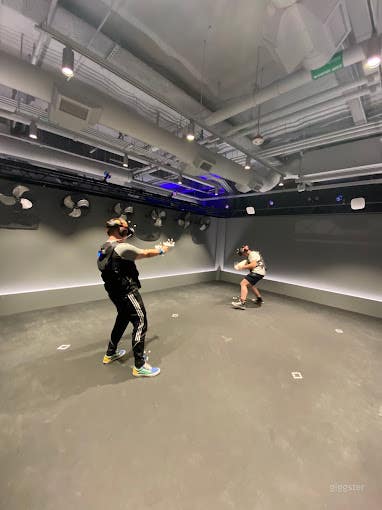 Modern &amp; Futuristic VR Space in Seattle Photo 2
