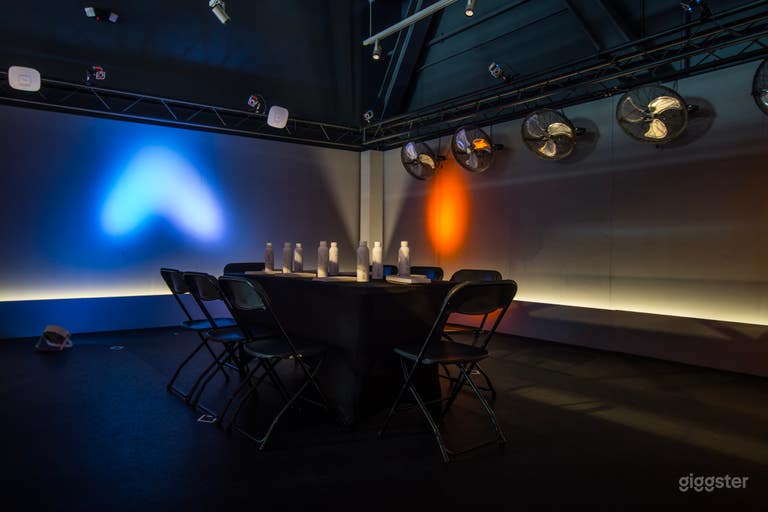  Modern & Futuristic VR Space in Seattle 