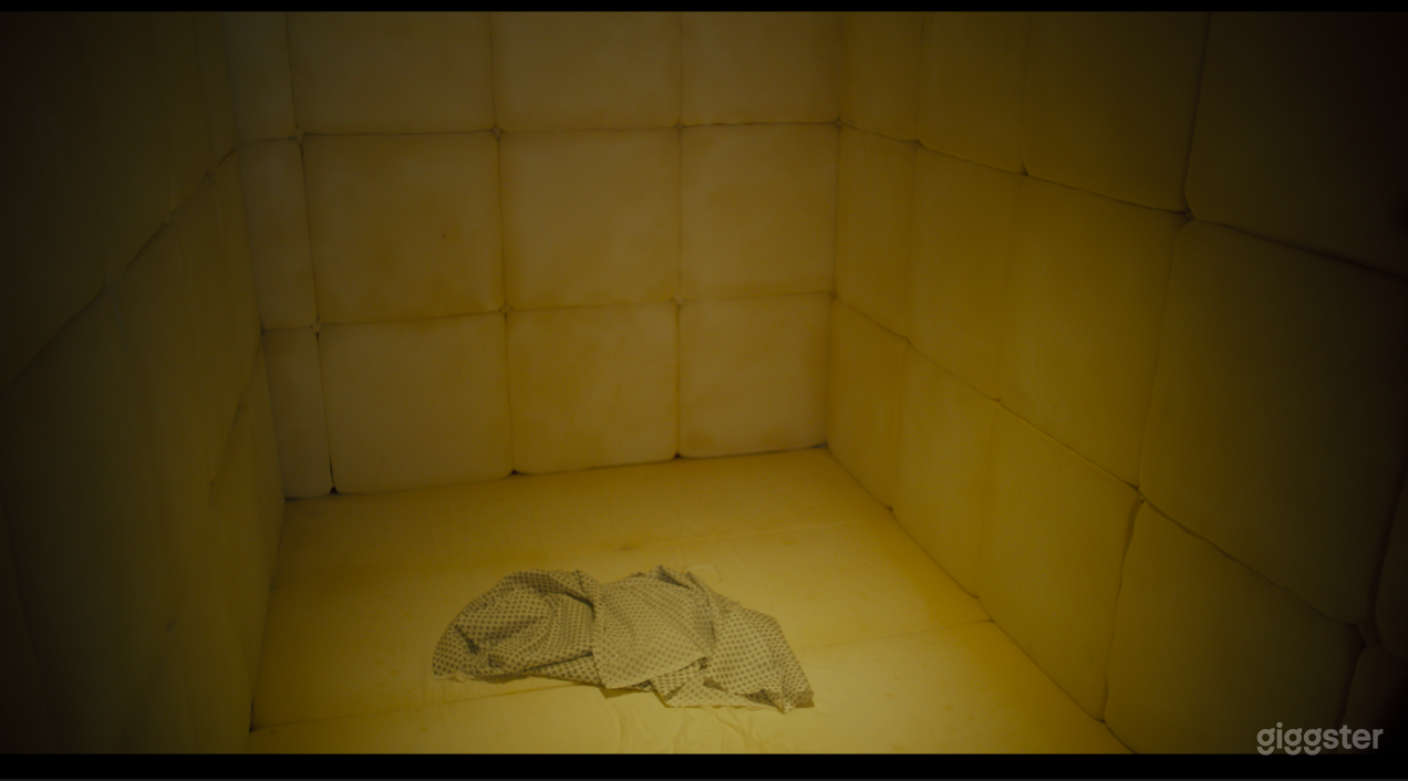 Full serviced Hospital Horror Production Photo 3