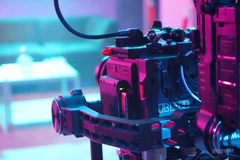  Massive Night Club w/ 3 Bars, 2 Floors, LED and more in California 