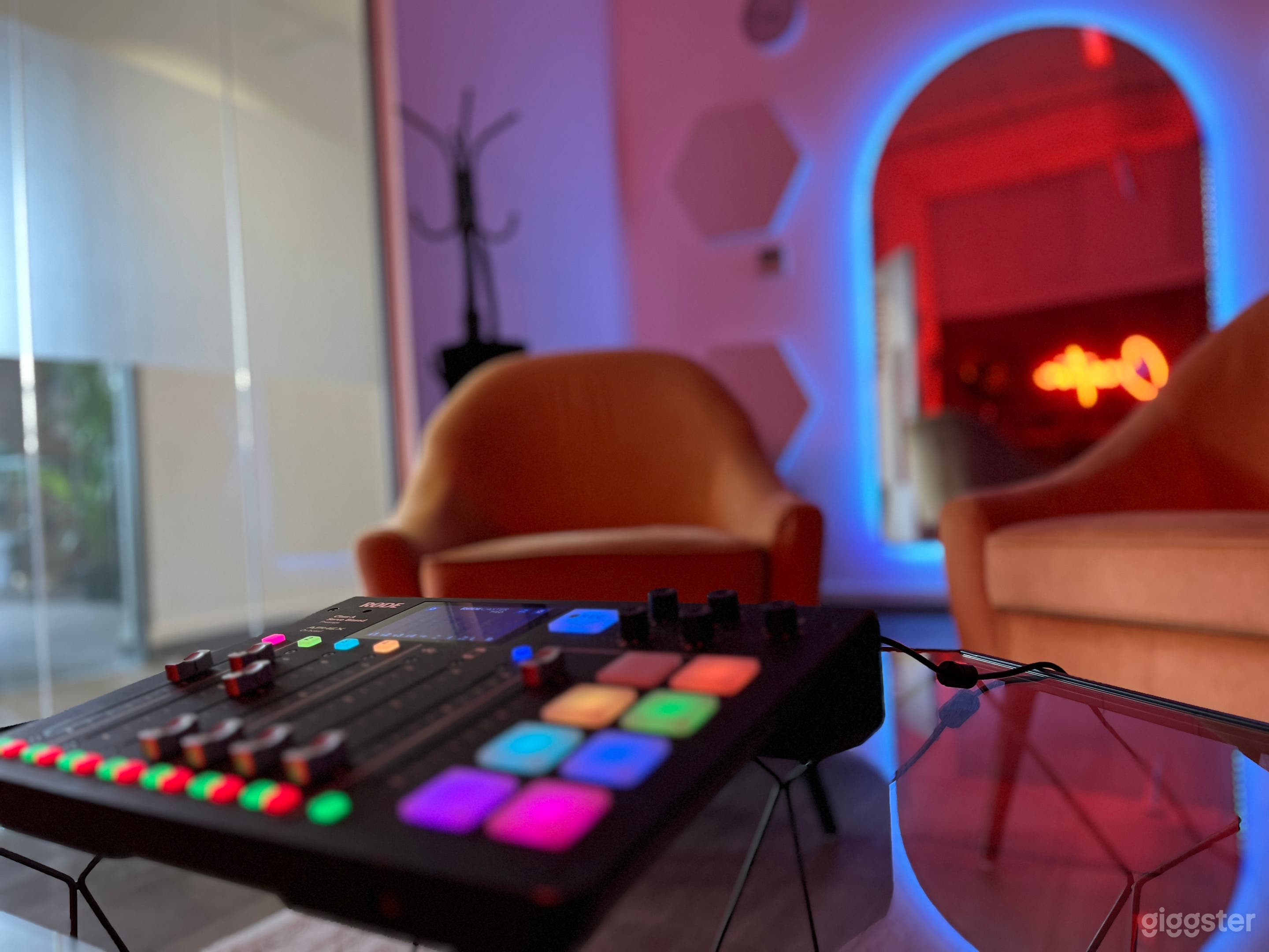 Podcast Studio Photo 4