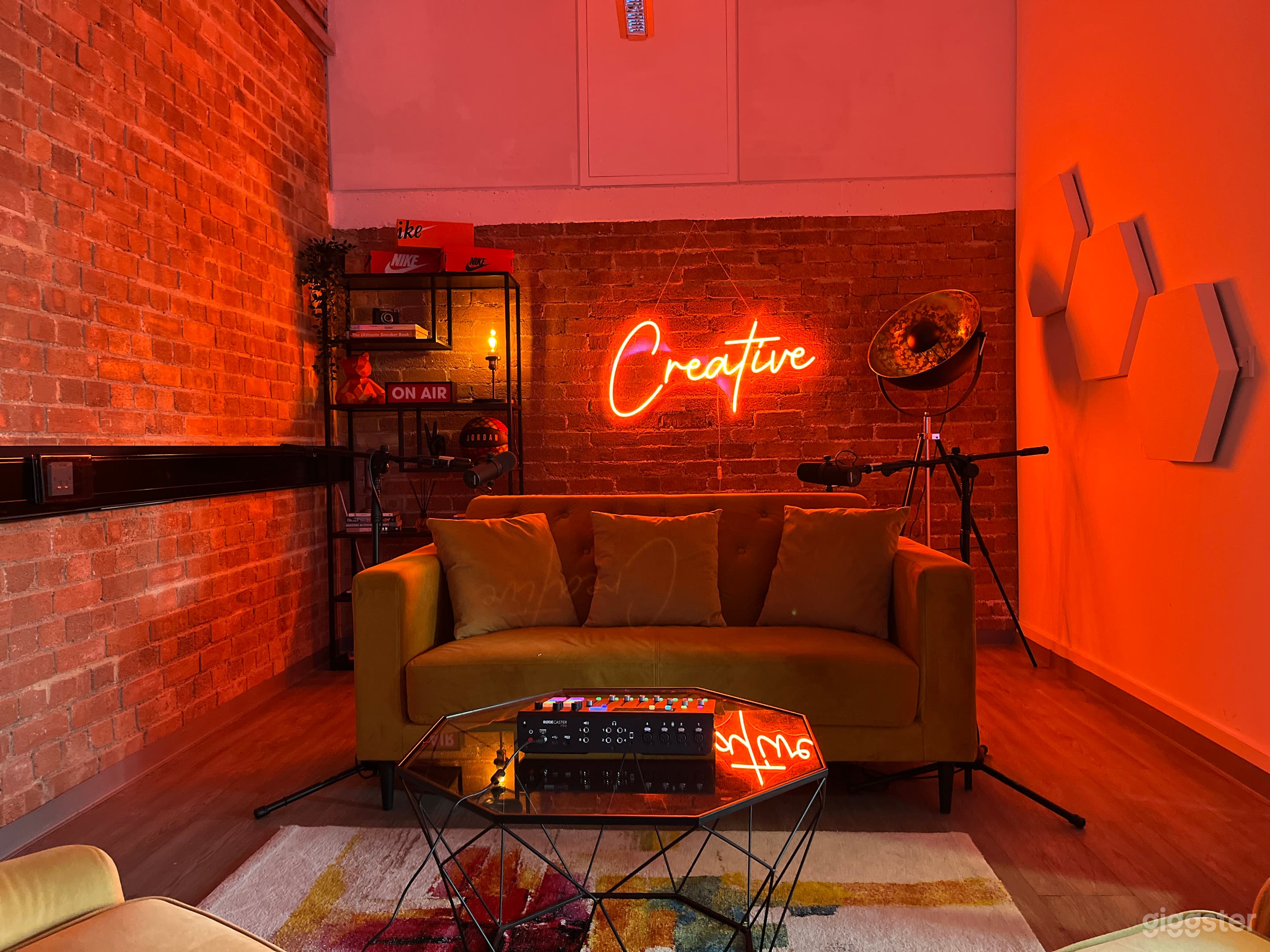 Podcast Studio Photo 1