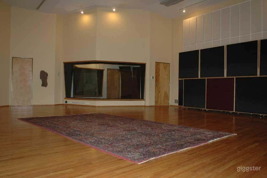 Spacious Recording Studio and Production Facility Photo 1
