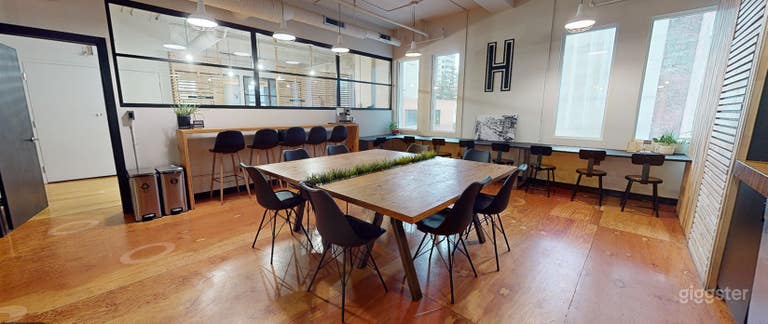  Collaborative Office Space for 20 