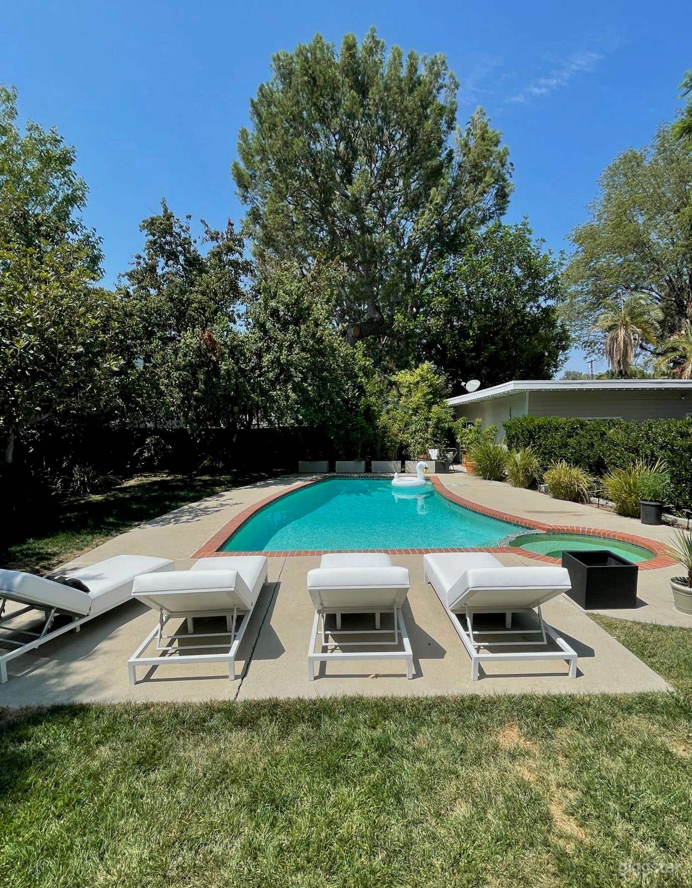 Classic Mid-Century Ranch Pool Photo 3