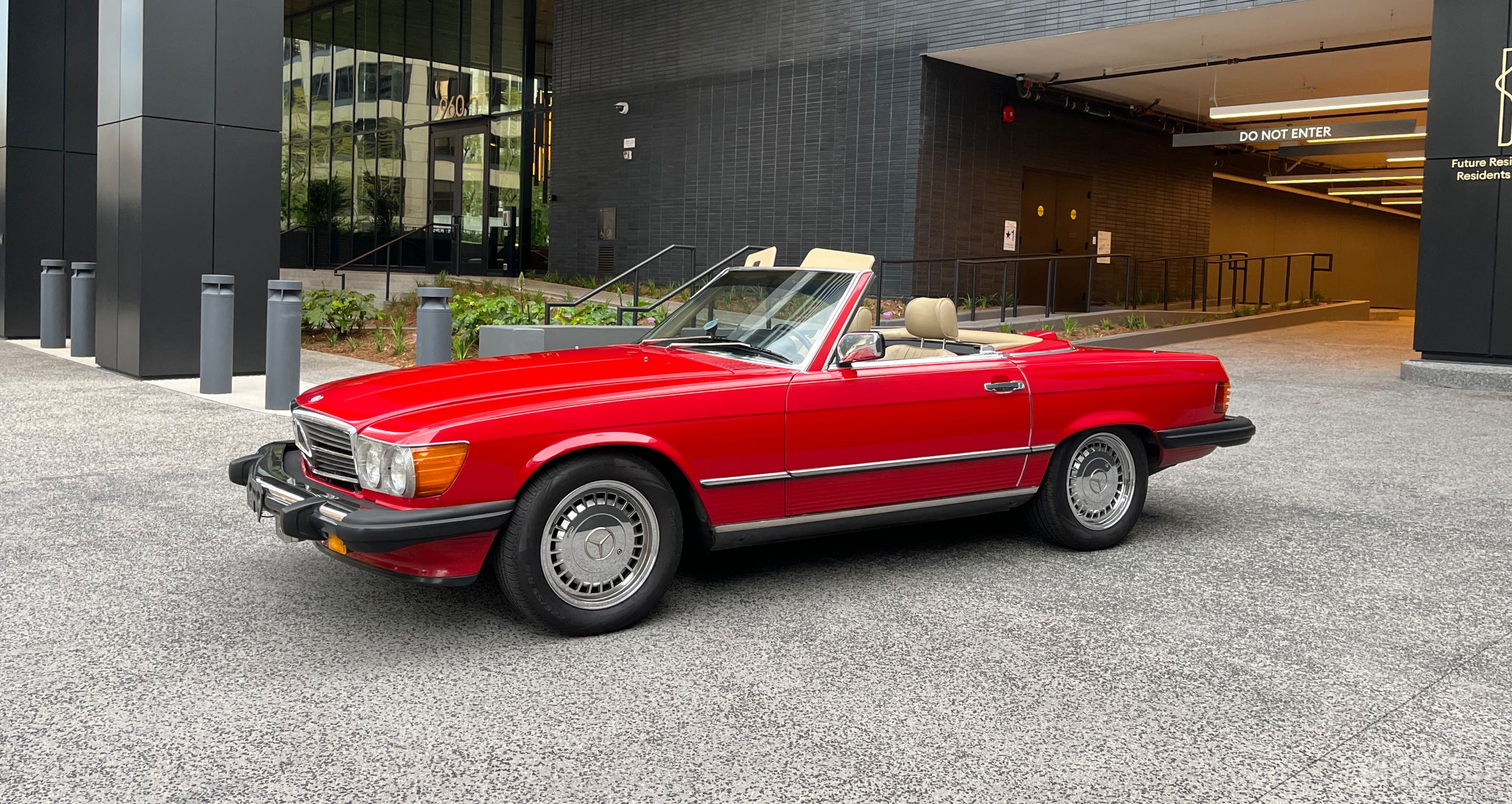 1986 Mercedes-Benz 560SL Convertible Photo 1