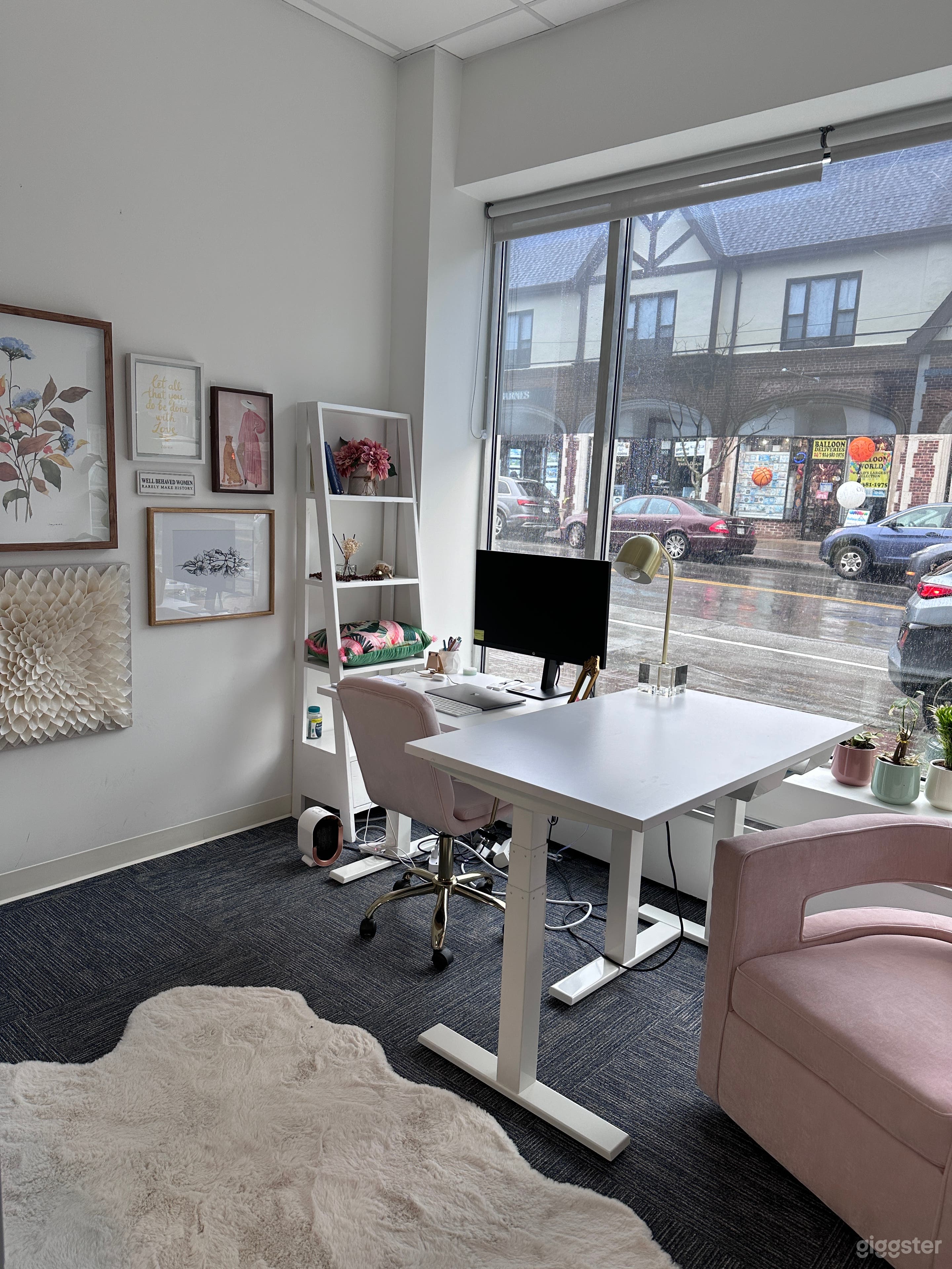 Professional Work, Meeting, and Event Space Photo 4