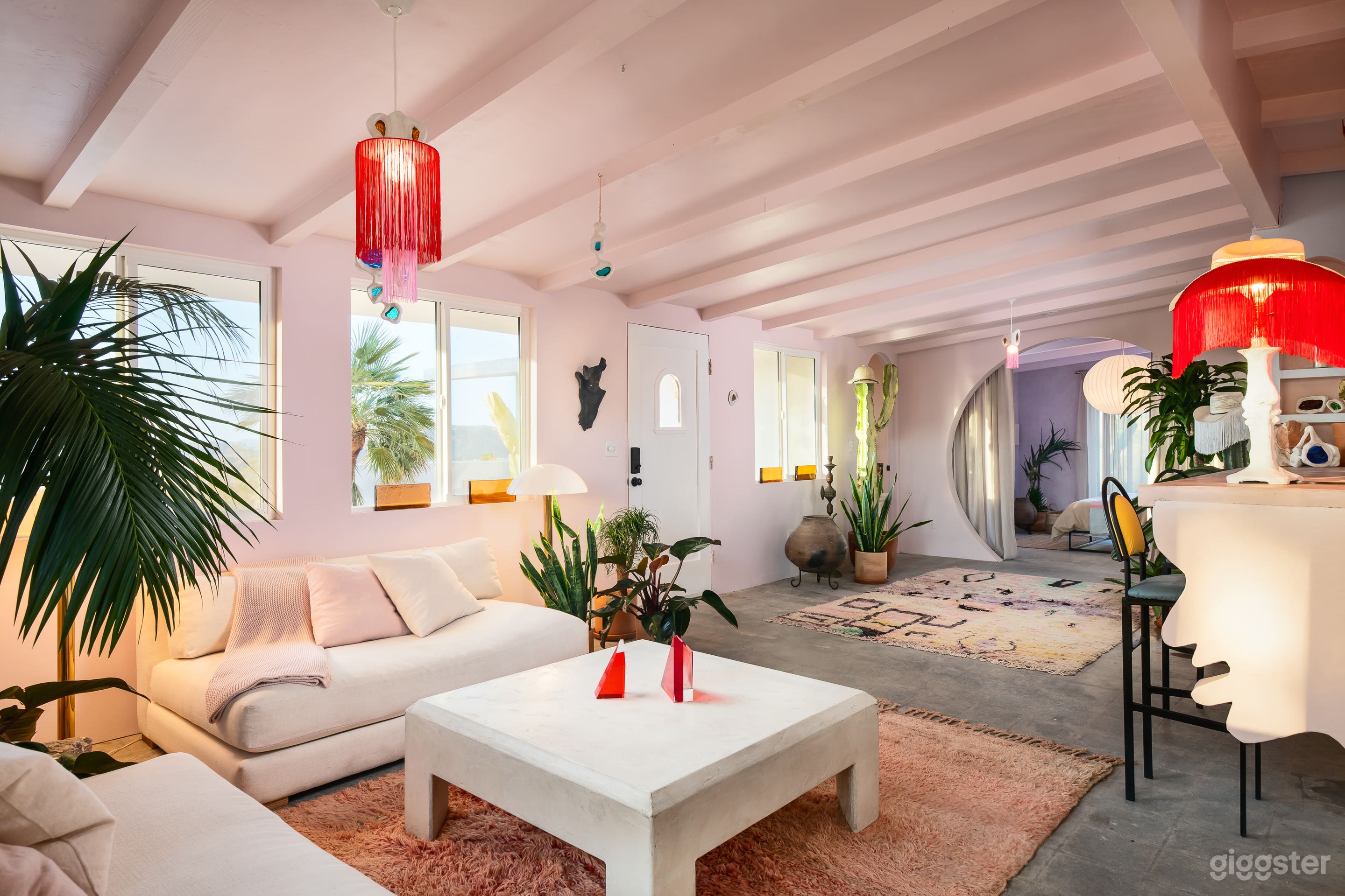 Surrealist Desert Home with Hot Tub and Views Photo 2